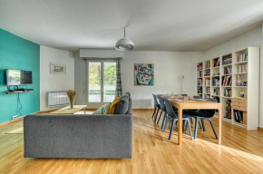 3 bedroom apartment with balconies